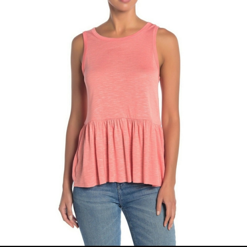 🔥Hiatus coral top NWOT